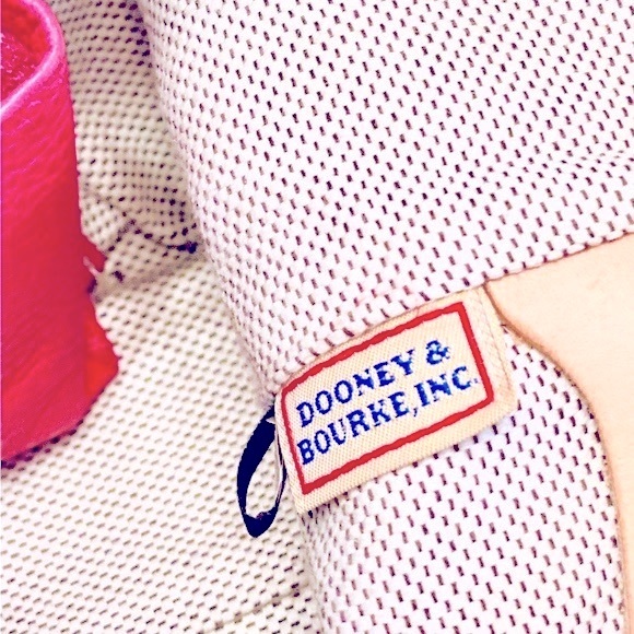 🦆Dooney & Bourke Premium Leather Handbag w/Logo Keychain, Sz Small, Pink & Tan - Picture 6 of 8